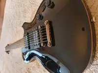 Gain Deluxe Flame Electric guitar [June 13, 2022, 9:18 am]