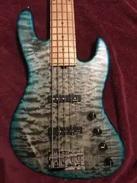 Sadowsky Metroline Limited Edition 2020 Bajo de 5 cuerdas [June 11, 2022, 10:38 am]
