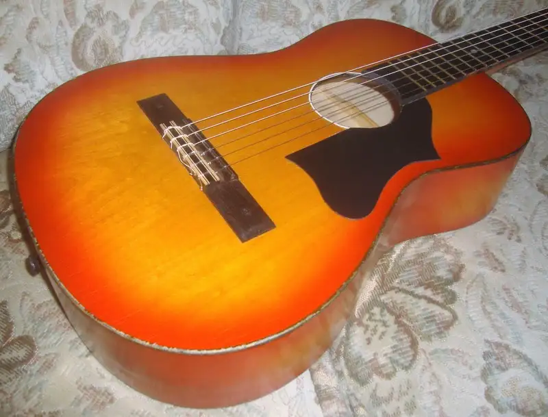  Classical Klasszikus gitár