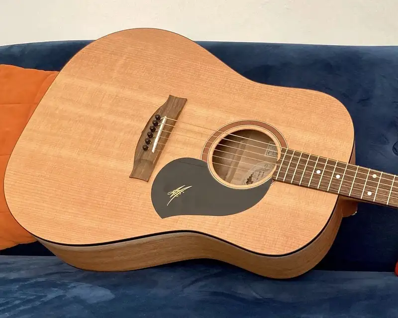 Maton S60 Akustická gitara