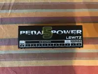LEWITZ Pedal Power 5 Power Supply Adaptor [April 11, 2022, 1:00 pm]