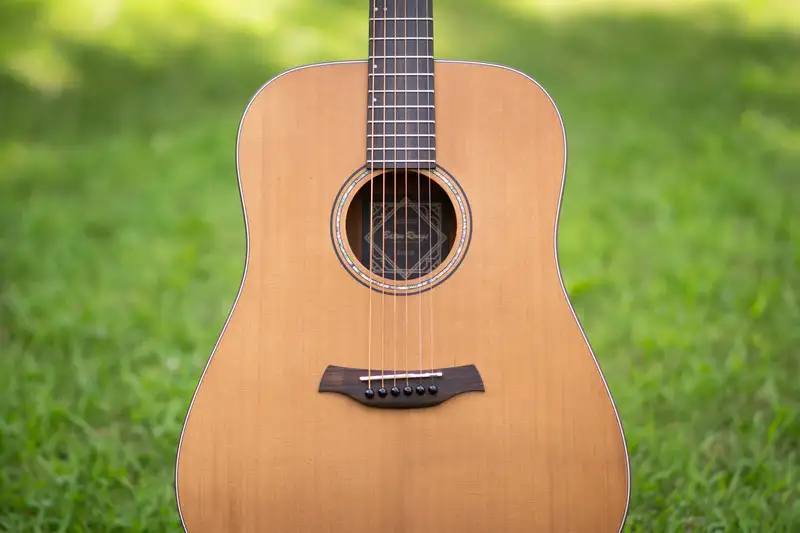 Baton Rouge X11 Dreadnought Akusztikus gitár