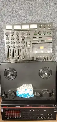 Fostex R8 Tape recorder [July 27, 2022, 3:03 pm]