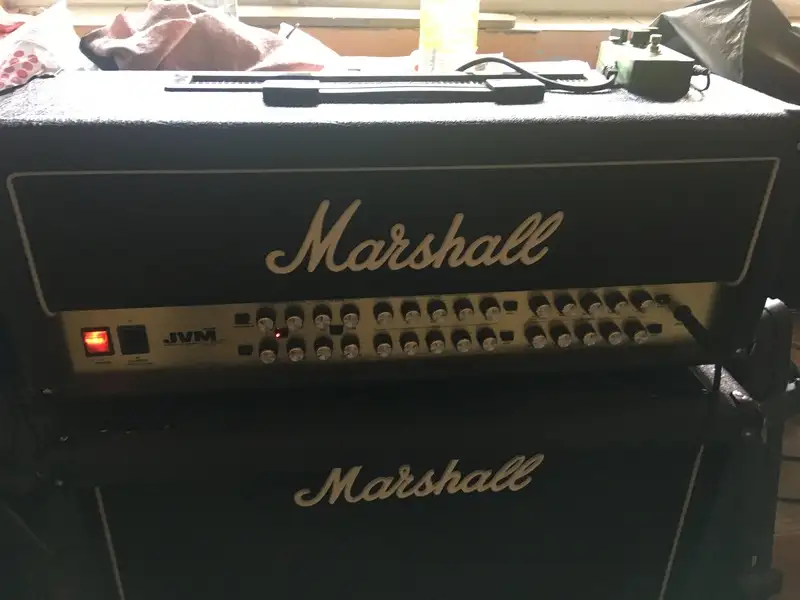 Marshall JVM 410 h Guitar amplifier