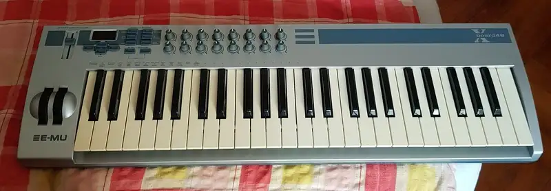 EMU E-MU 49 Teclado MIDI