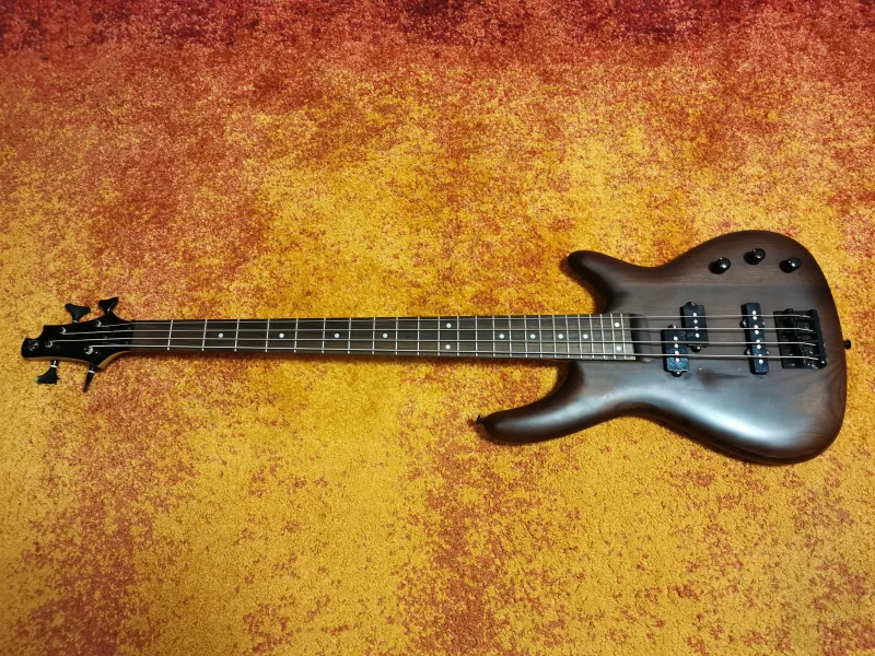 Vorson RM1 Basgitara