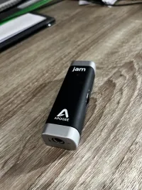 Apogee Apoge Jam External sound card [November 7, 2022, 1:08 pm]