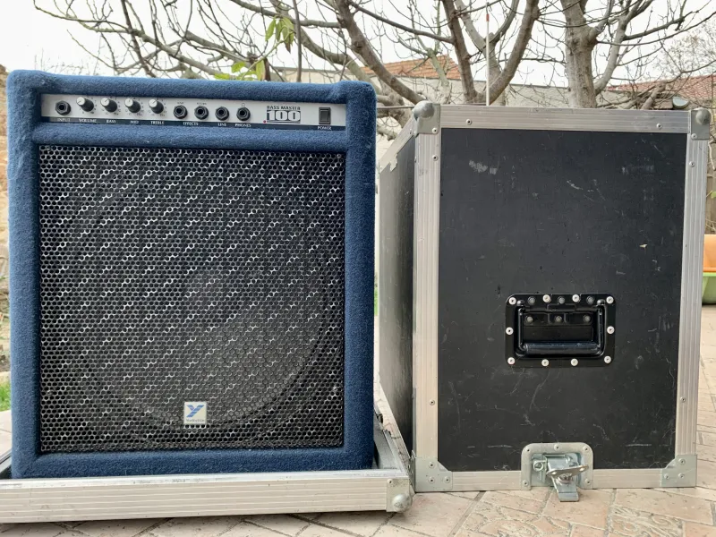 Yorkville Yorkwill 100-as basszus kombó Bass guitar combo amp