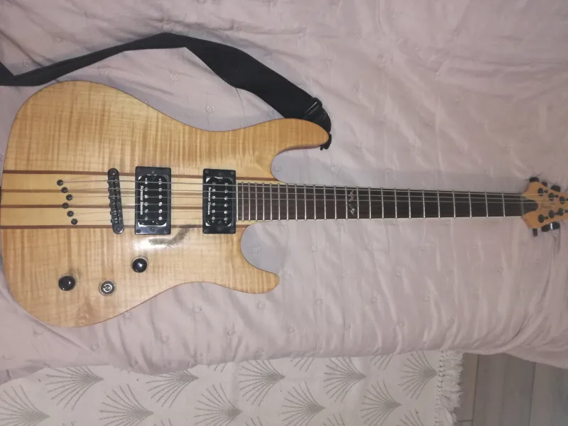  EGX720NOP Electric guitar