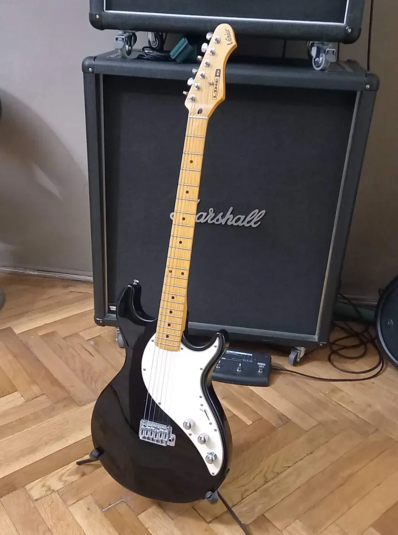 Line6 Variax 600 Elektromos gitár