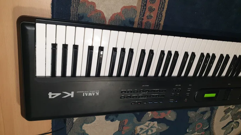 Kawai K4 Syntetizátor