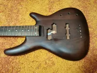Vorson RM1 Cuerpo de bajo [December 2, 2022, 8:26 pm]