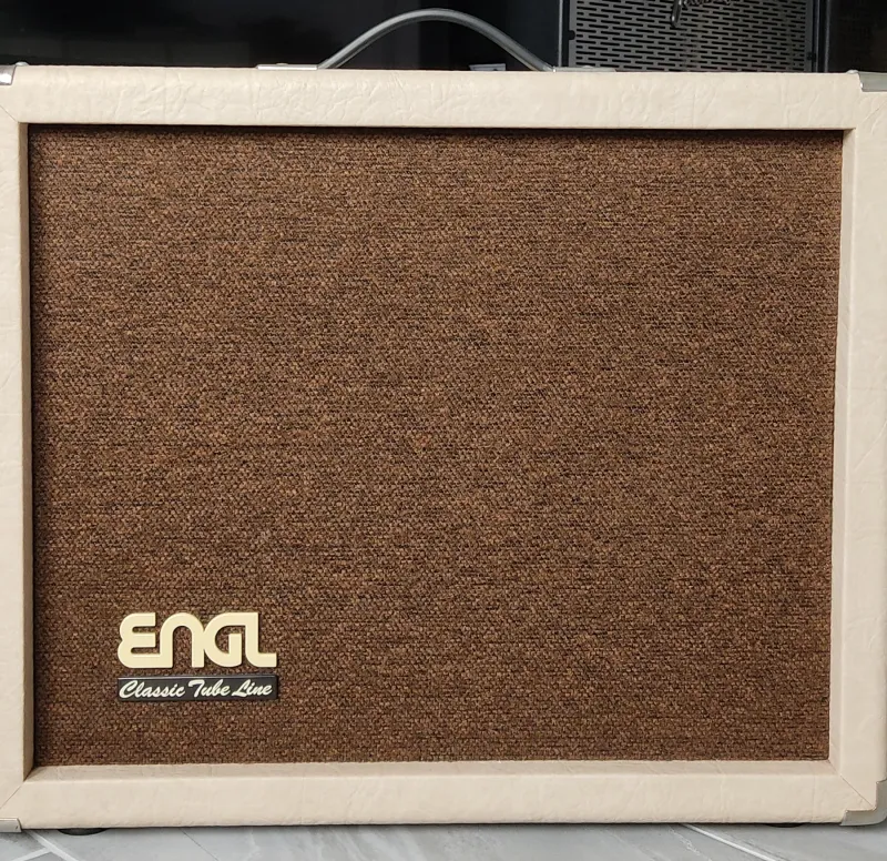 ENGL E210C Gitárláda