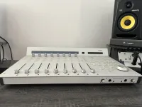 Icon Qcon Pro MIDI controller [December 18, 2022, 3:02 pm]