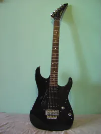 Fenix Superstratocaster Sólová gitara [June 8, 2023, 8:53 pm]