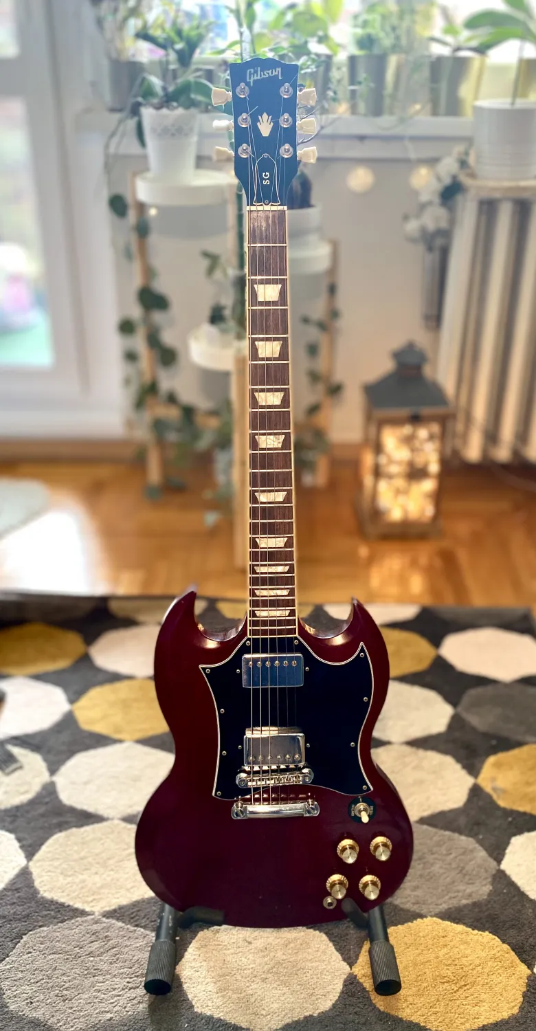 Gibson SG Standard 1995 Heritage Cherry Electric guitar Gibson SG Standard 1995 Heritage Cherry Electric guitar