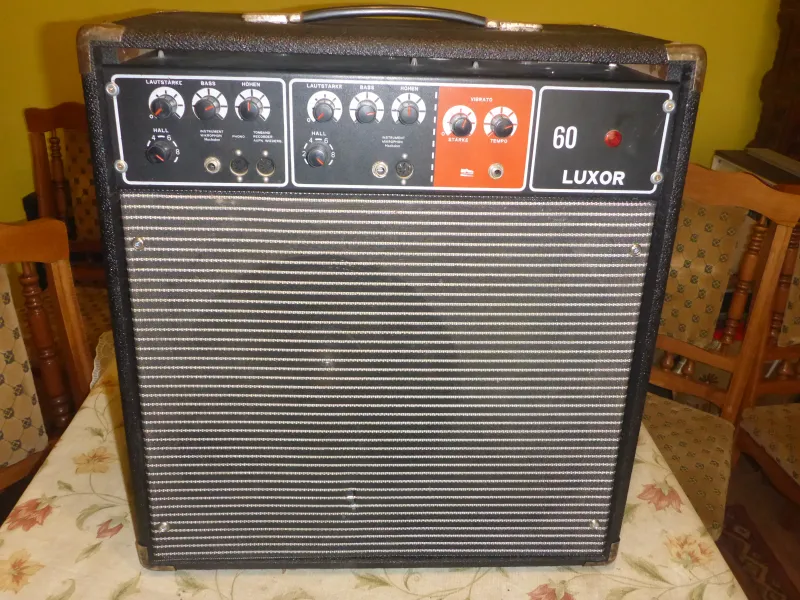 Luxor 60 Combo de guitarra