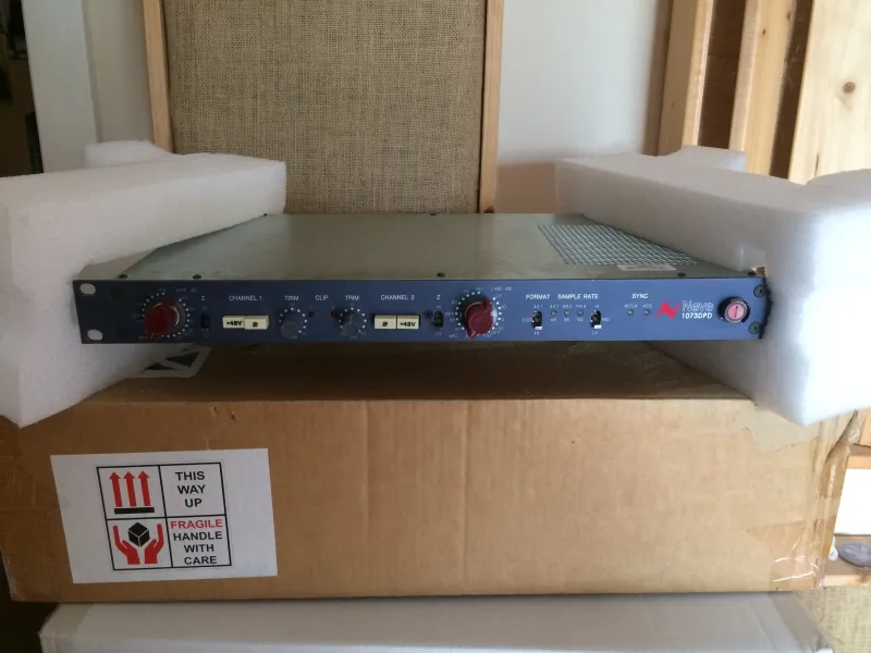 - Neve 1073dpd Mikrofonerősítő