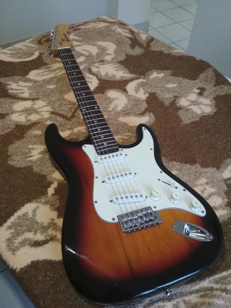 Baltimore by Johnson  Guitarra eléctrica