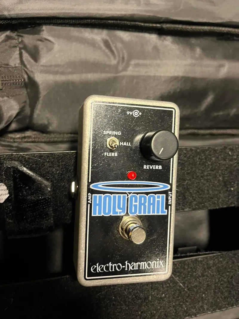 Electro Harmonix Holy Grail Effekt pedál