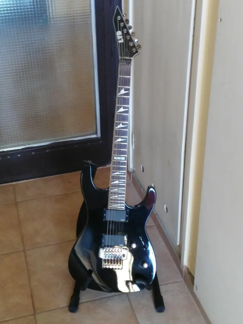 LTD M-400 Elektromos gitár