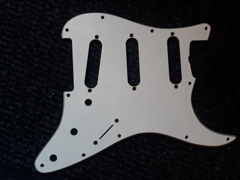 - Stratocaster Koptató