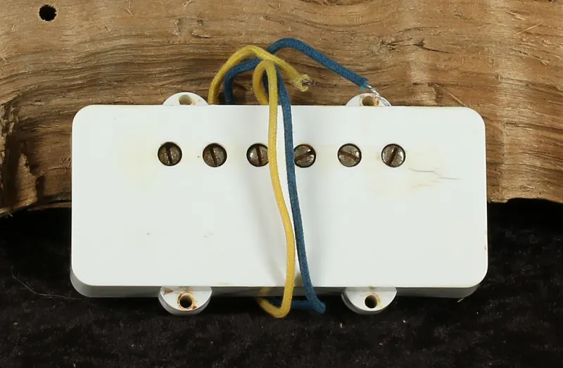 - JMPAF jazzmaster Pickup