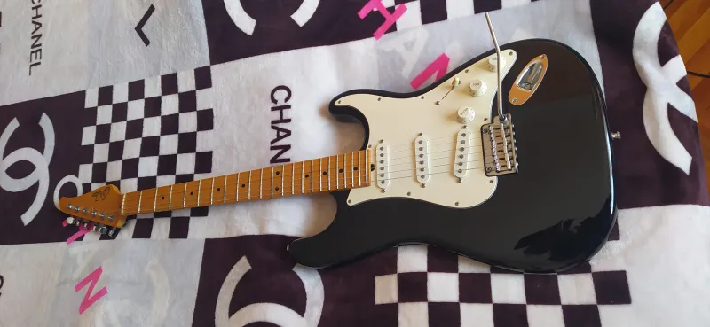 Suhr Pro Elektromos gitár