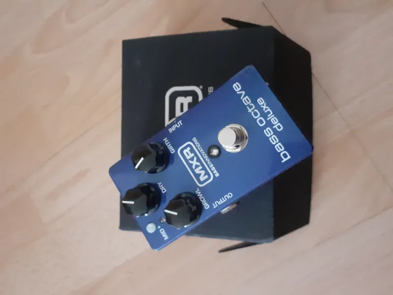 MXR Bass Octave Deluxe Basszus oktáv pedál