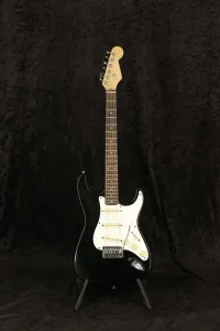 - Stratocaster