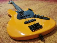 Starcaster by Fender J Bass Bass Gitarre [May 27, 2023, 9:15 am]