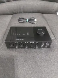 Native Instruments Komplete Audio 6 mk2 External sound card [April 7, 2023, 5:02 pm]