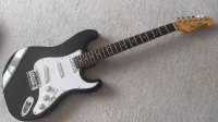 Jack and Danny Brothers St rock bk Electric guitar [April 18, 2023, 1:35 pm]