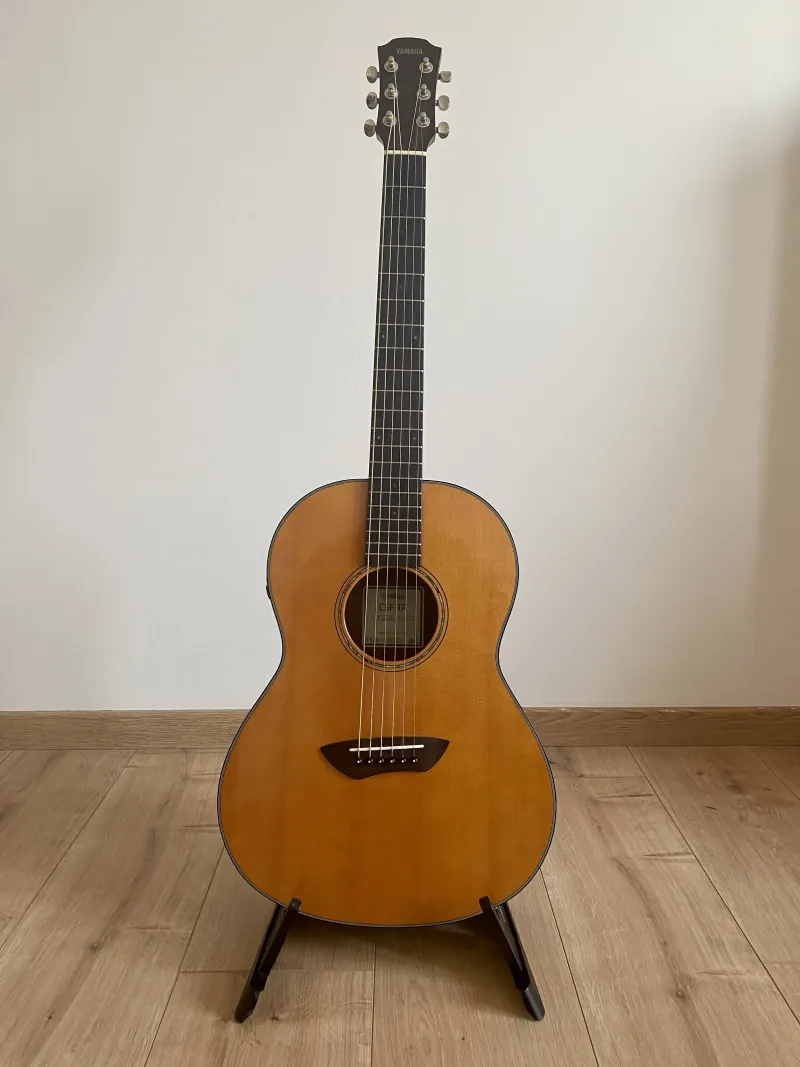 YAMAHA FS-TA Transacoustic Acoustic guitar