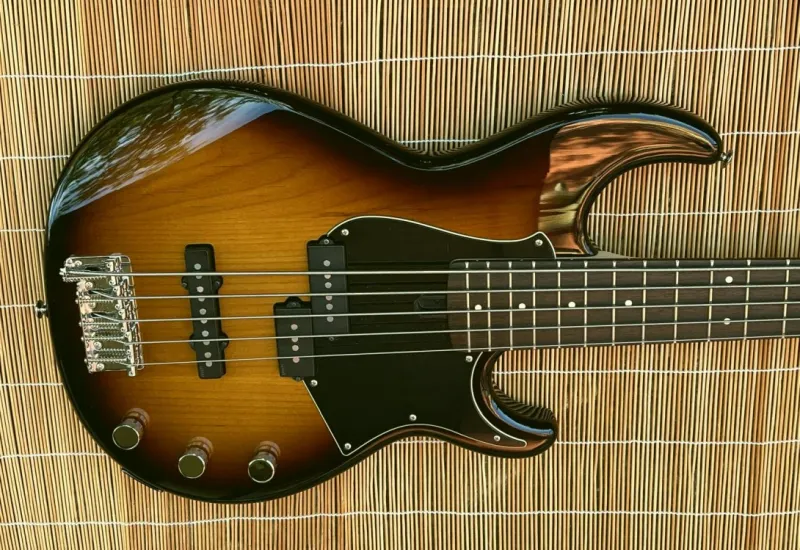 YAMAHA BB435 Basszusgitár