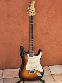 Fenix ST-20 Elektrická gitara [April 24, 2023, 10:42 am]