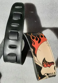 Planet Waves Flaming Skull Bőr Gitár Heveder [2023.11.28. 15:38]