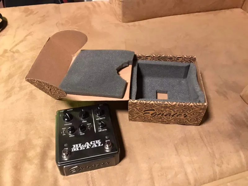 Egnater Black Metal Pedal