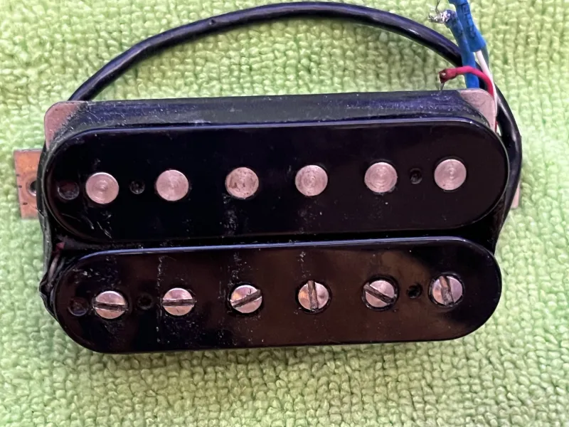 Bare Knuckle Crawler Pastilla de guitarra