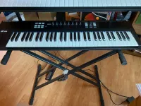 Native Instruments Komplete Kontrol S61 Billentyűs [2023.06.21. 19:04]