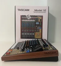 Tascam Model 12 keverő-felvevő-hangkártya Mixing desk [July 17, 2023, 7:13 am]