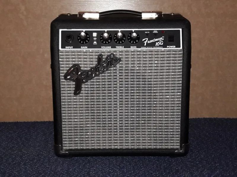 Fender Frontman 10G Gitárkombó
