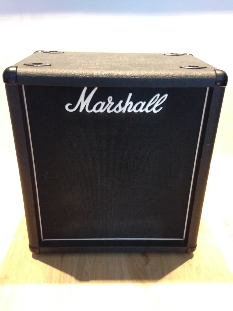 Marshall 1550 Basszus Láda Bass box