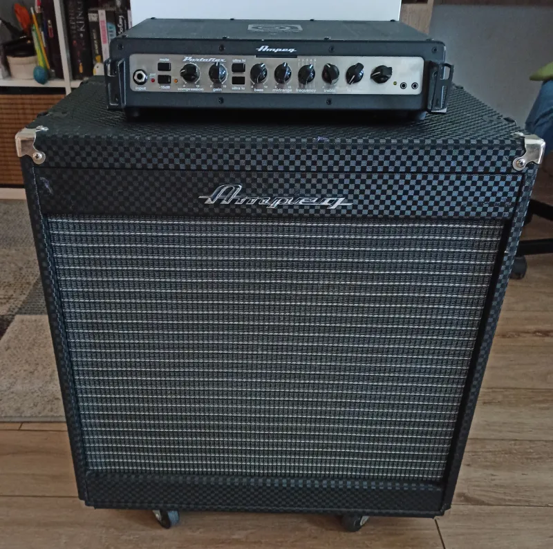 Ampeg PF-500 + PF-115HE Basszus fej és láda