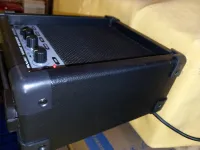 Rockit GA10 GUITÁR AMPLIFIER Gitárkombó [2023.08.15. 14:28]