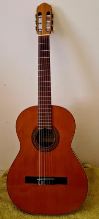 Raimundo 106 Classic guitar [October 13, 2023, 7:57 am]