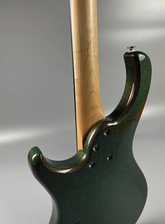 Peter Crow Design Bass Gitarre