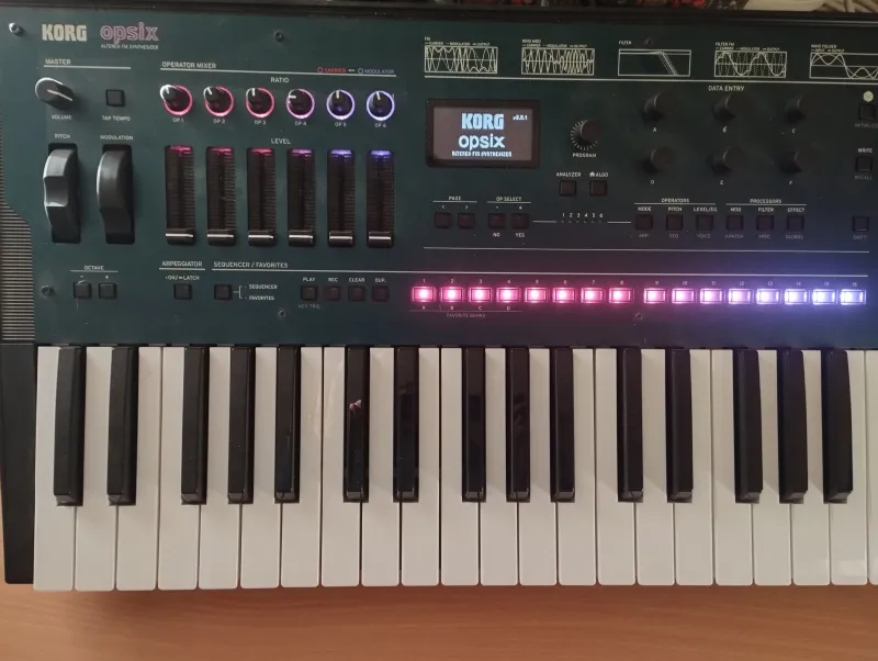 Korg Opsix Synthesizer