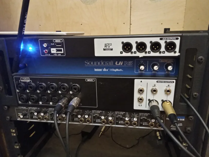 Soundcraft Ui 16 Keverő