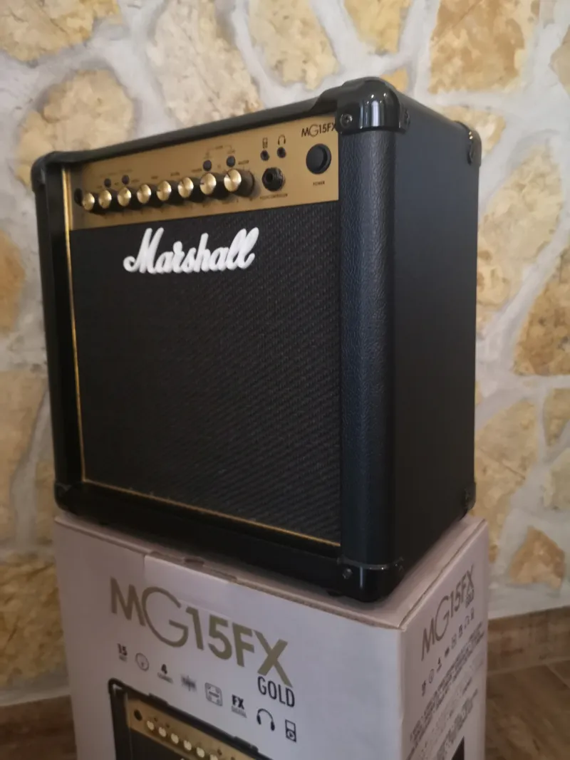 Marshall MG15GFX Kombinovaný zosilňovač pre gitaru